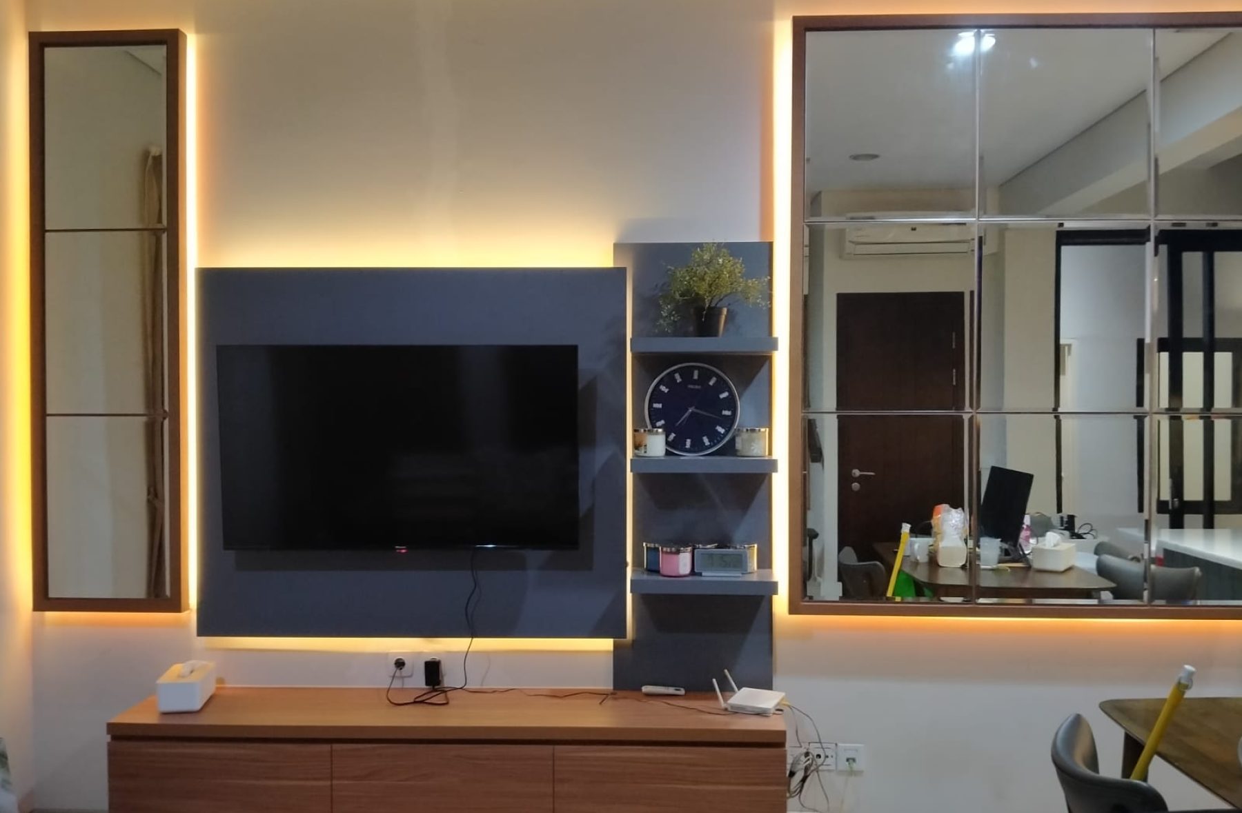 Backdrop interior custom